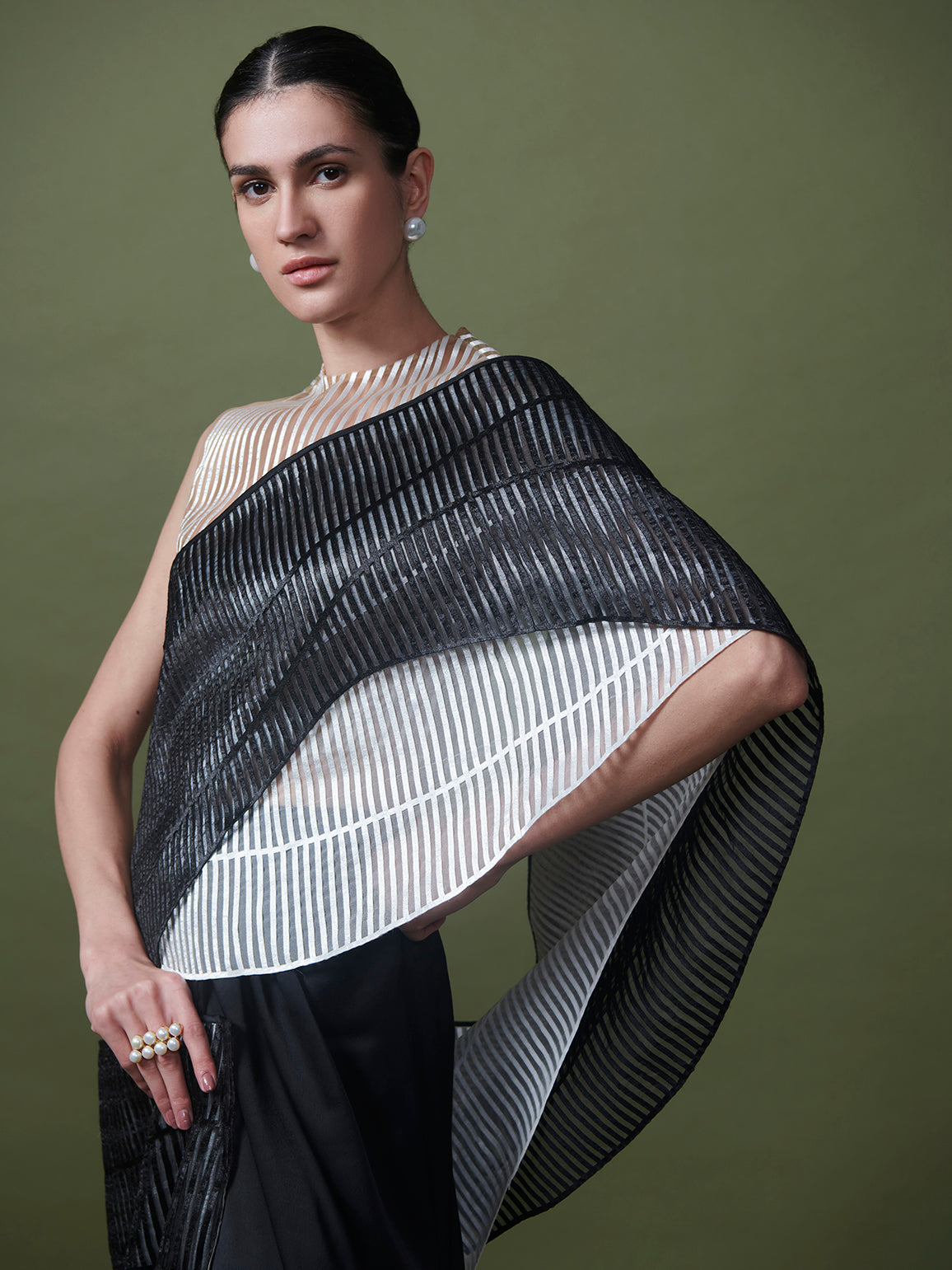 Wavy black and white saree