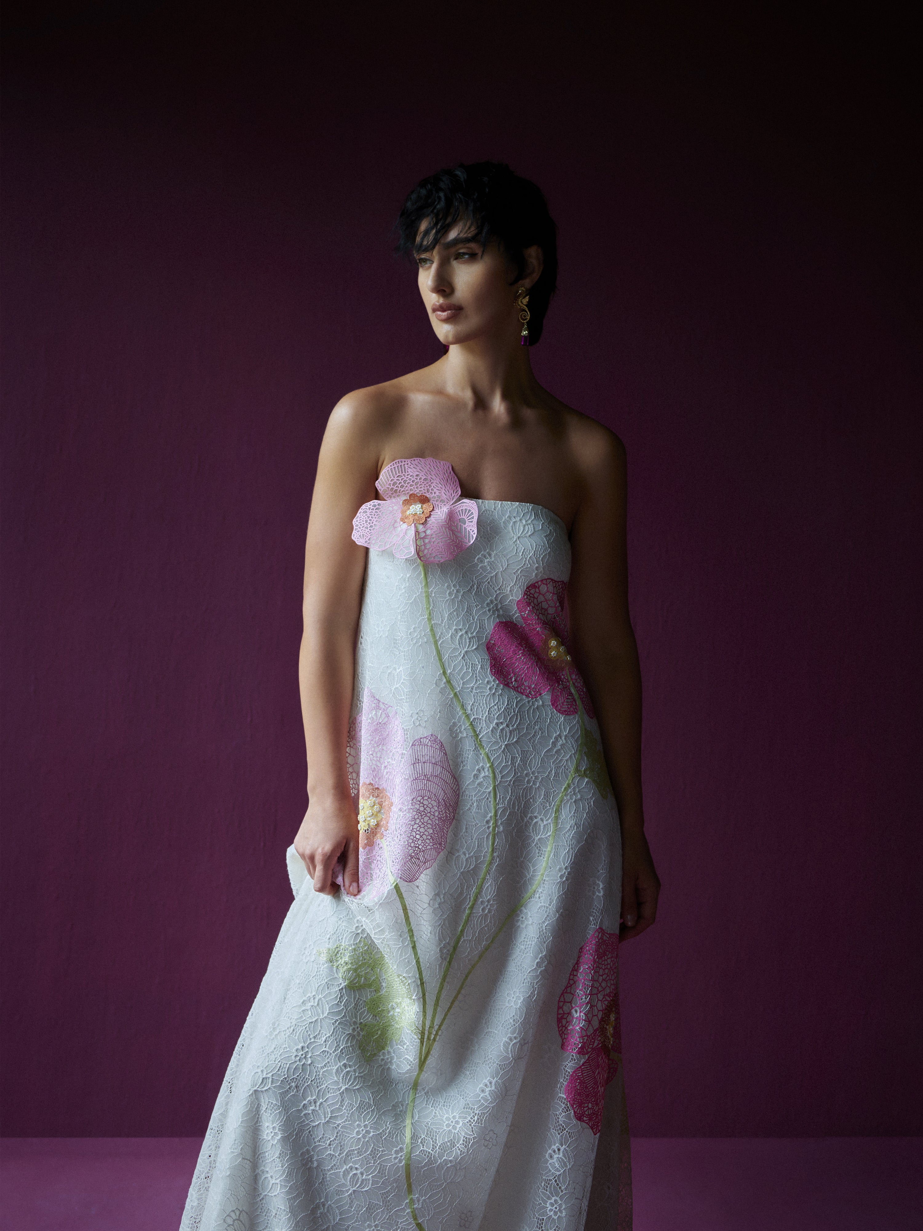 Poppy lace Gown