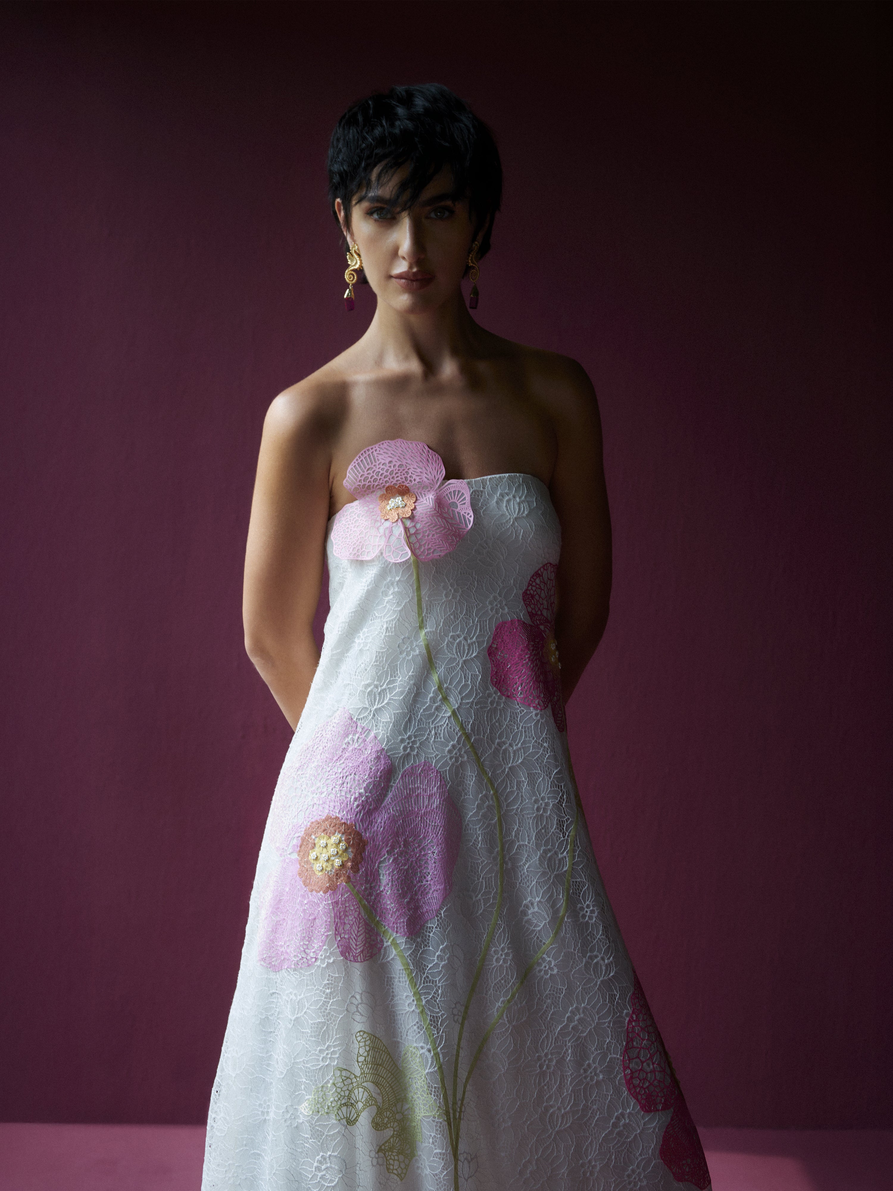 Poppy lace Gown