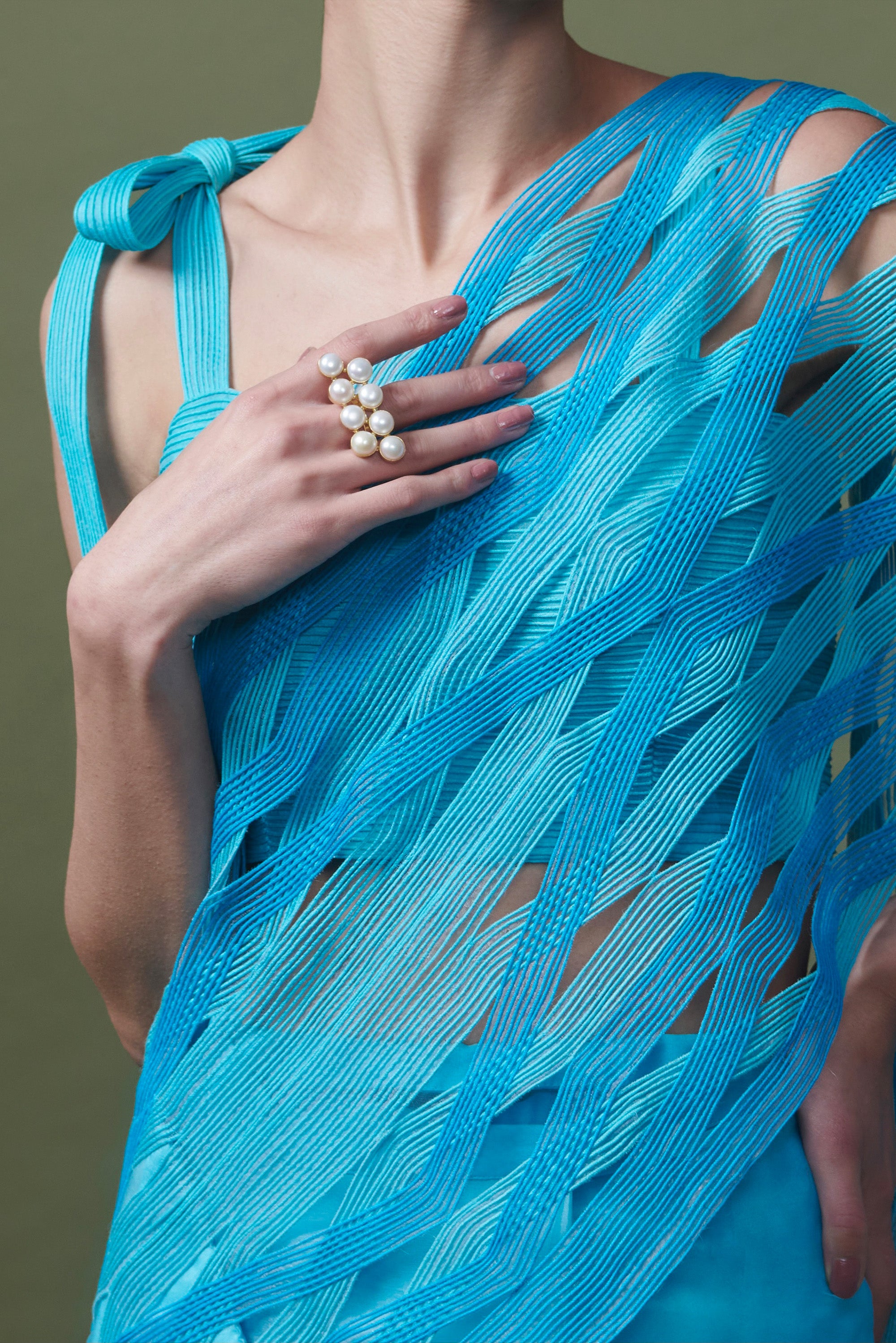 Bi-coloured corded saree