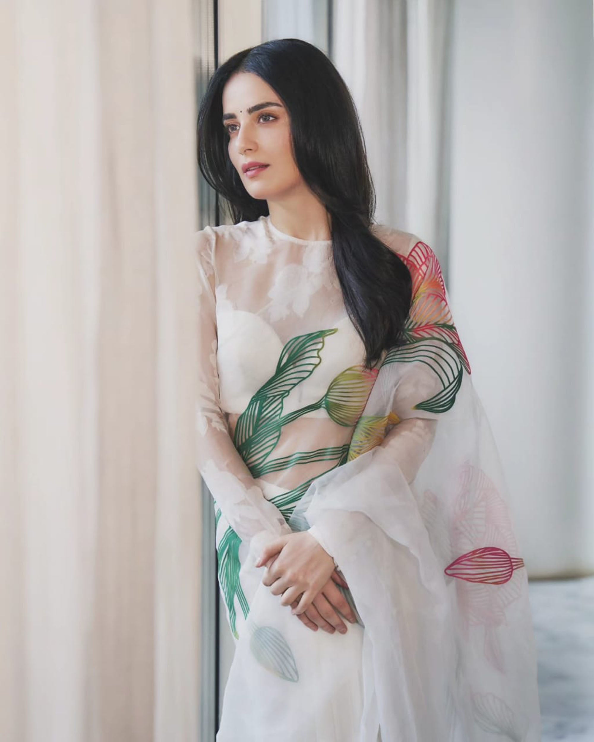 White saree with tulip applique