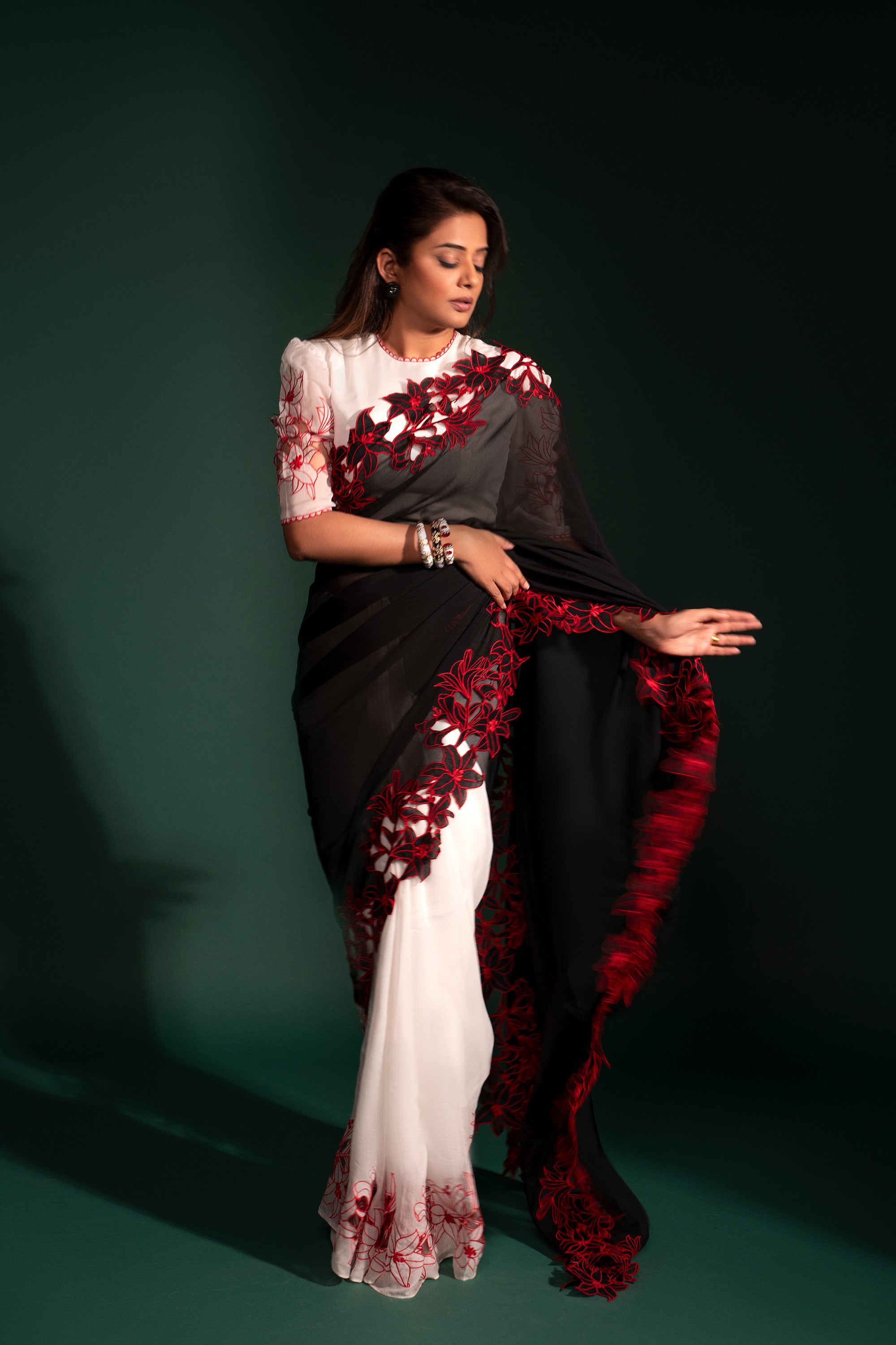 Colour block saree set with embroidered lilies