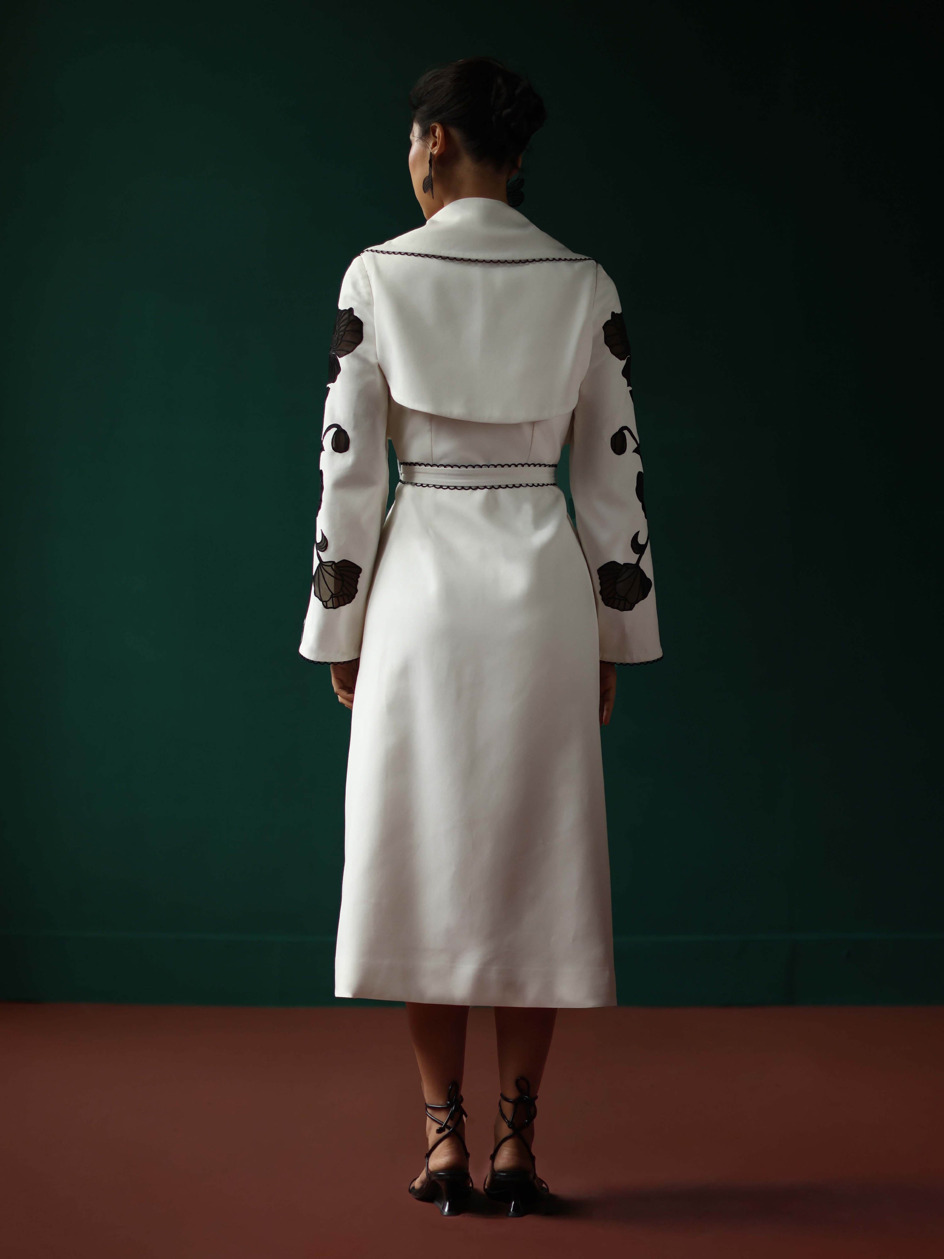Trench dress with belt