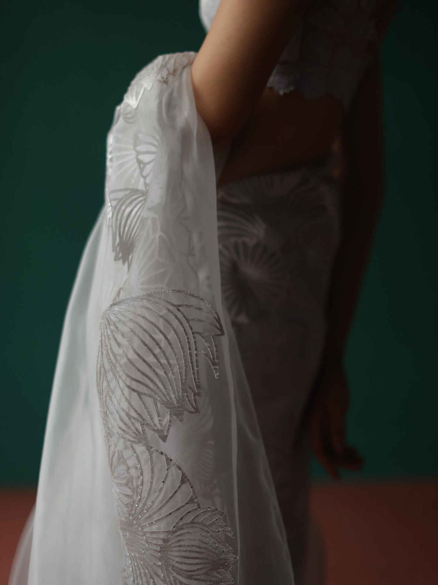 Silver crystal bloom saree