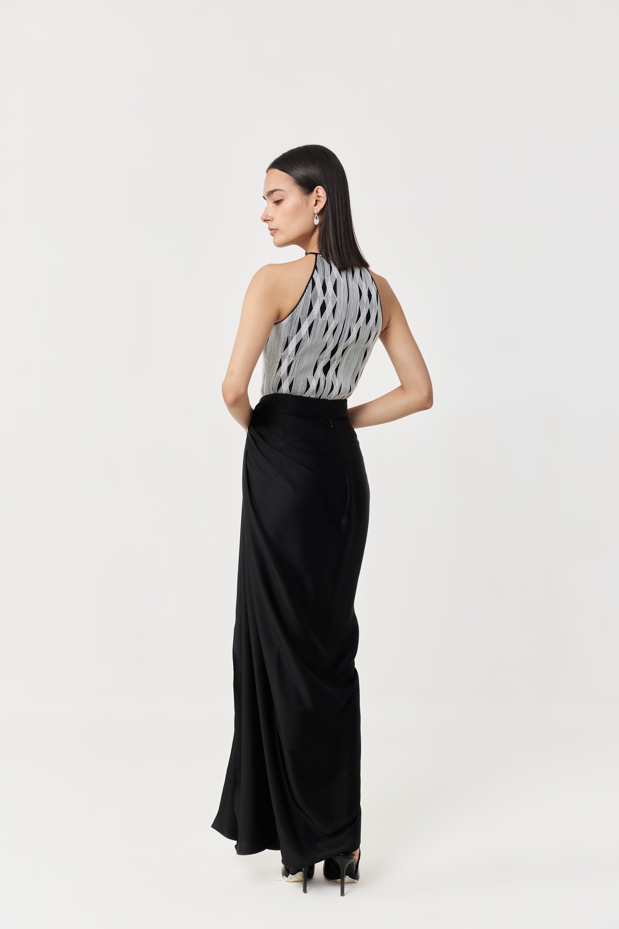 Entwined Corded Halter Top - Black & white