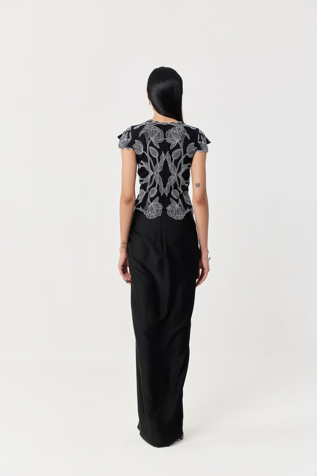 Wild Tulip Top & Skirt Set With Sleeves - Black & White