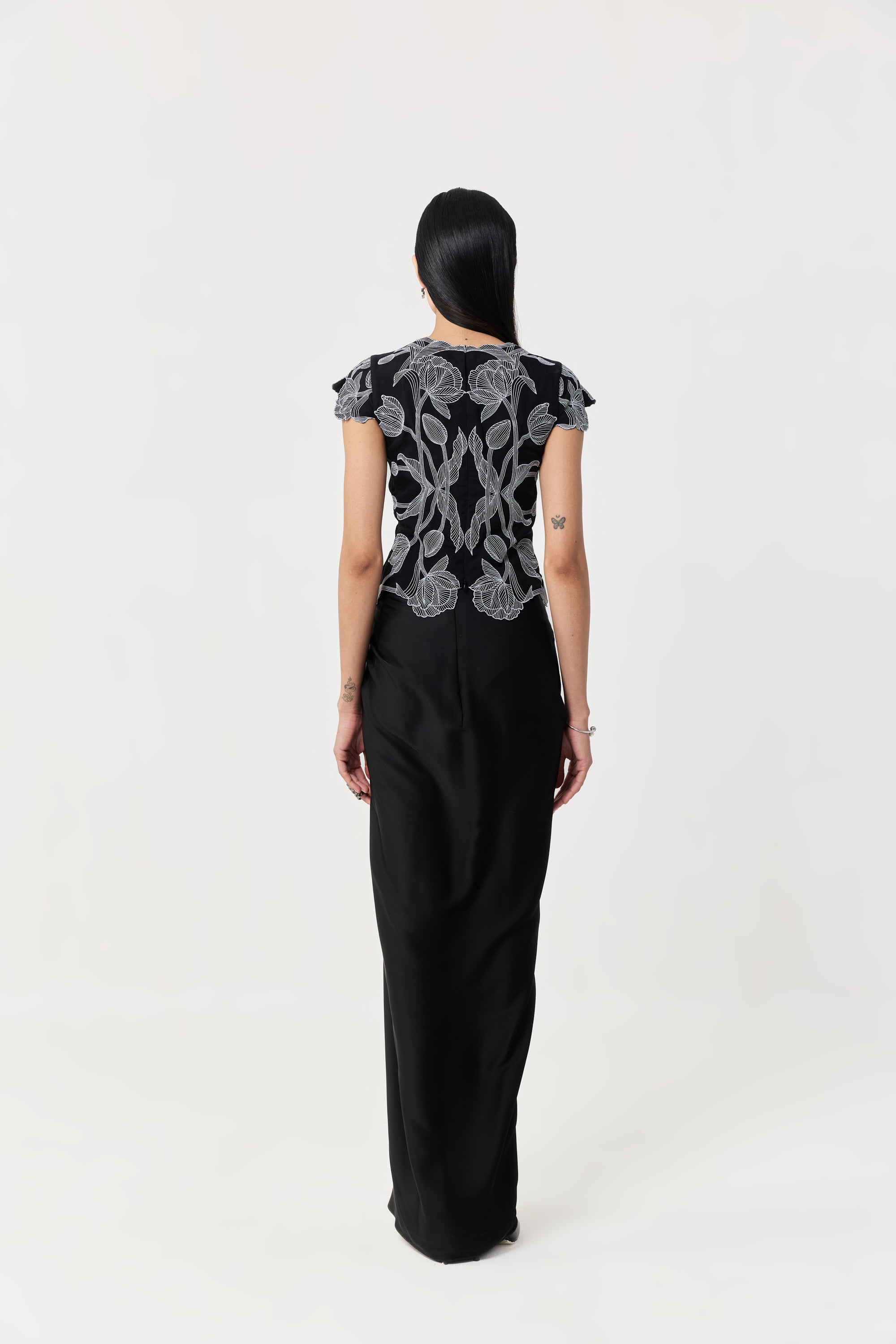 Wild Tulip Top & Skirt Set With Sleeves - Black & White