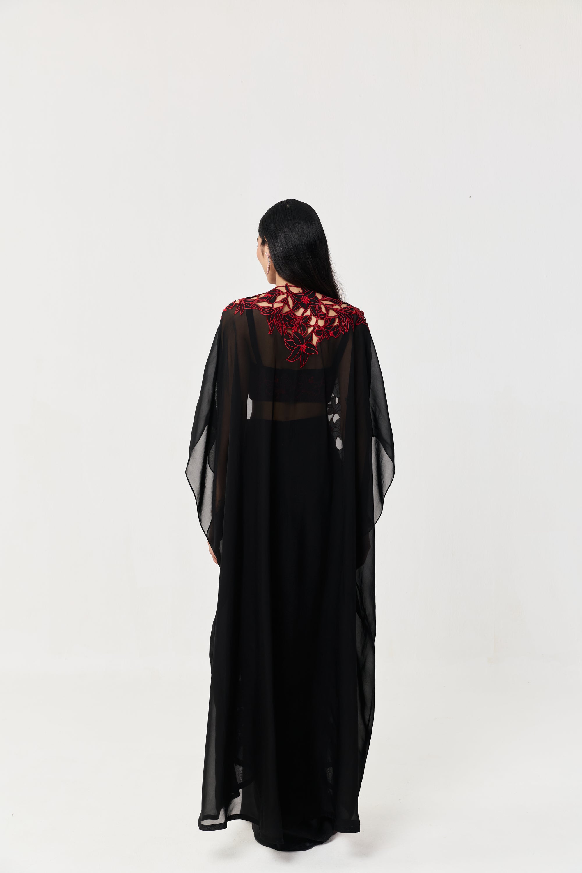 Wild Lily Cape Set - Black & Red