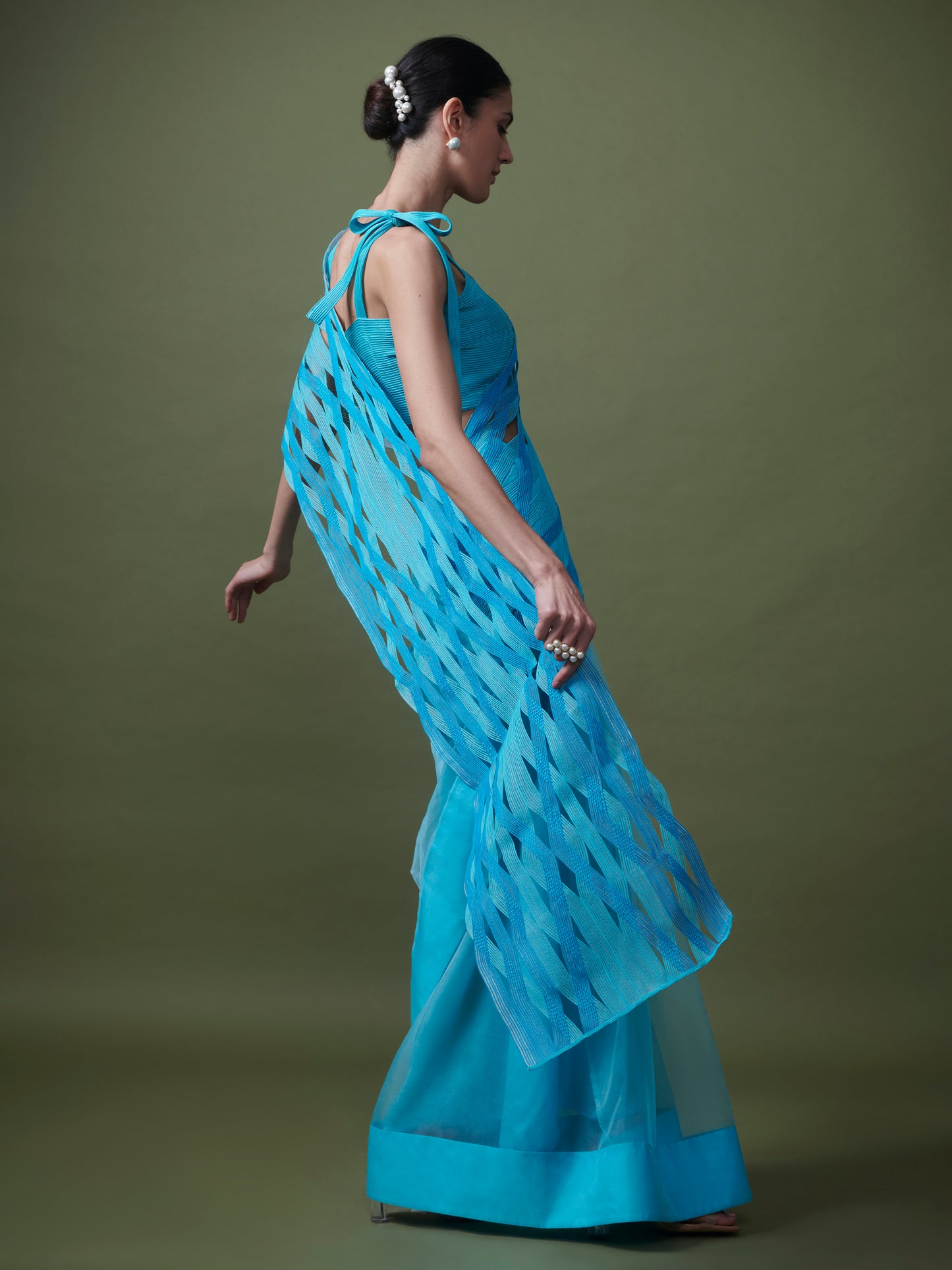 Bi-coloured corded saree
